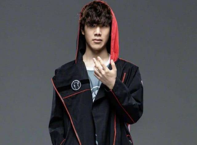 Complexity Risks Losing hallzerk for the Major