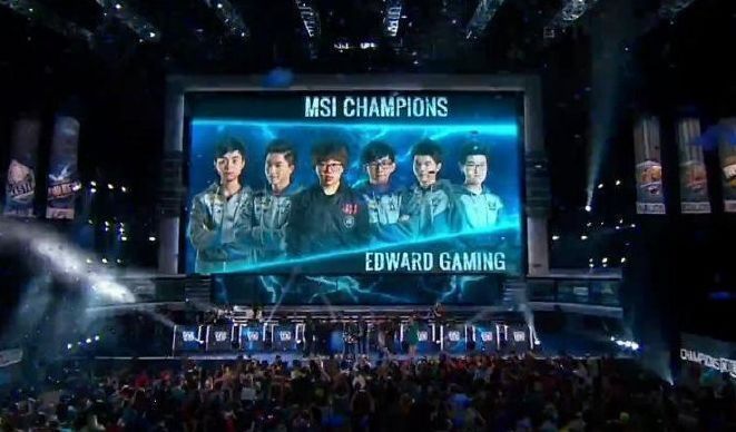 ucal ：今天的比赛对帮助有什么？需要回去看比赛录像。