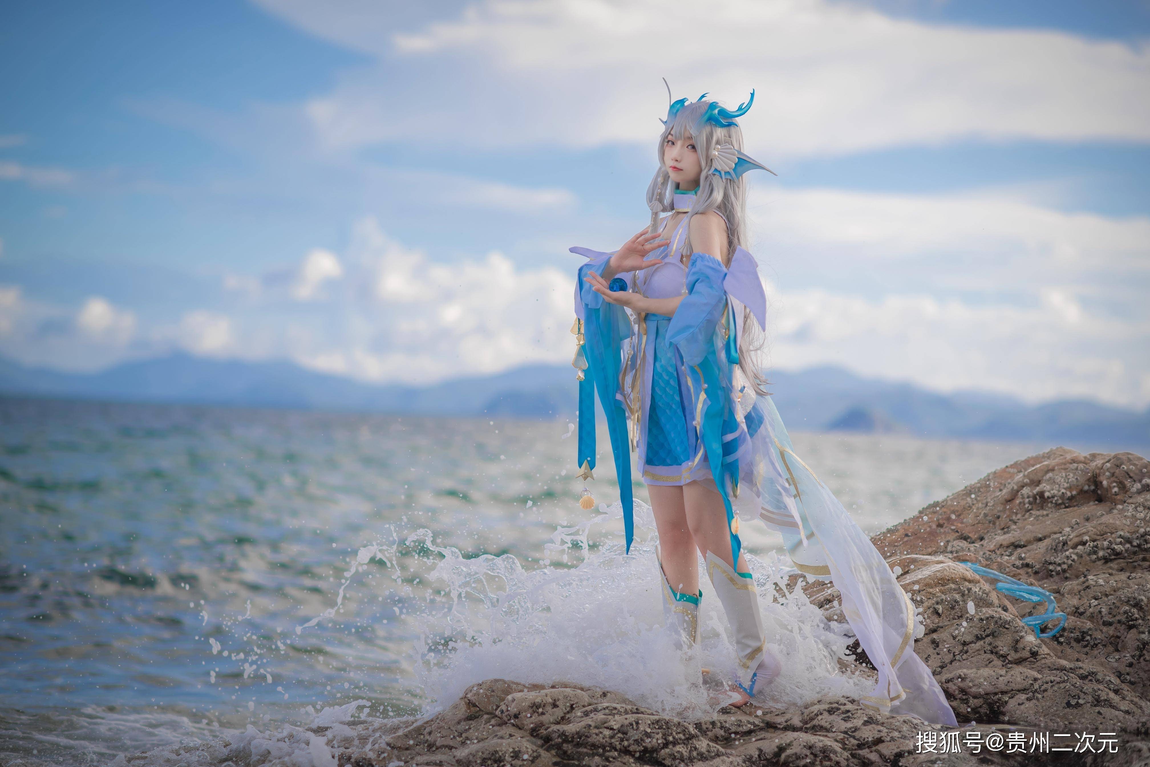 凤凰涅槃就在此时！FPX时隔581天再度晋级季后赛