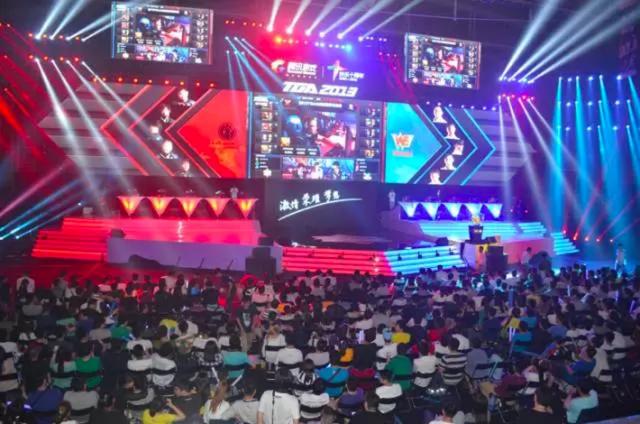 被击败但仍然光荣 x2！ Jee 的 4 次击杀无效，但 NAVI 的铁血防守让他们从 1-2 反弹，战胜了 TyLoo 。